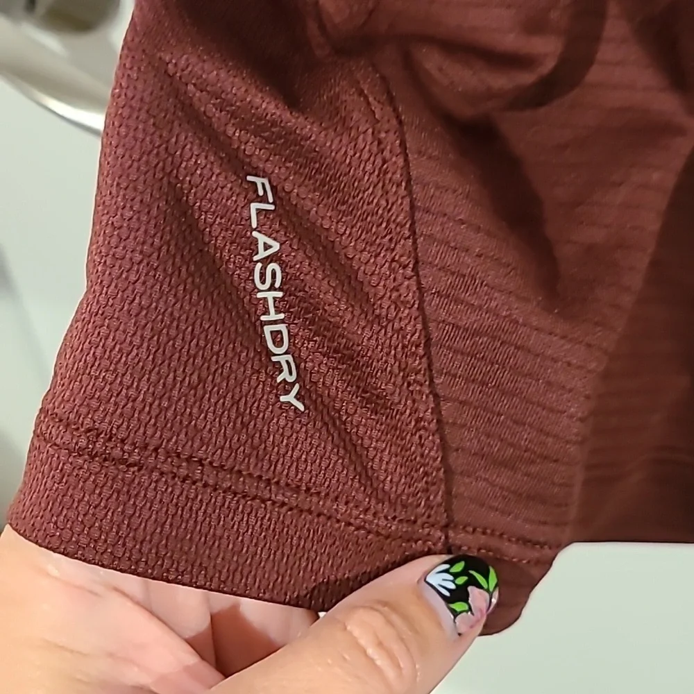 The North Face | Men's Flash Dry Half Zip​ - Picture 5 of 8